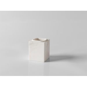 Motif Vessel Persian White 8x8x10